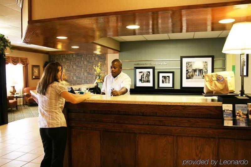 Hampton Inn Fayetteville Fort Bragg Inreriör bild