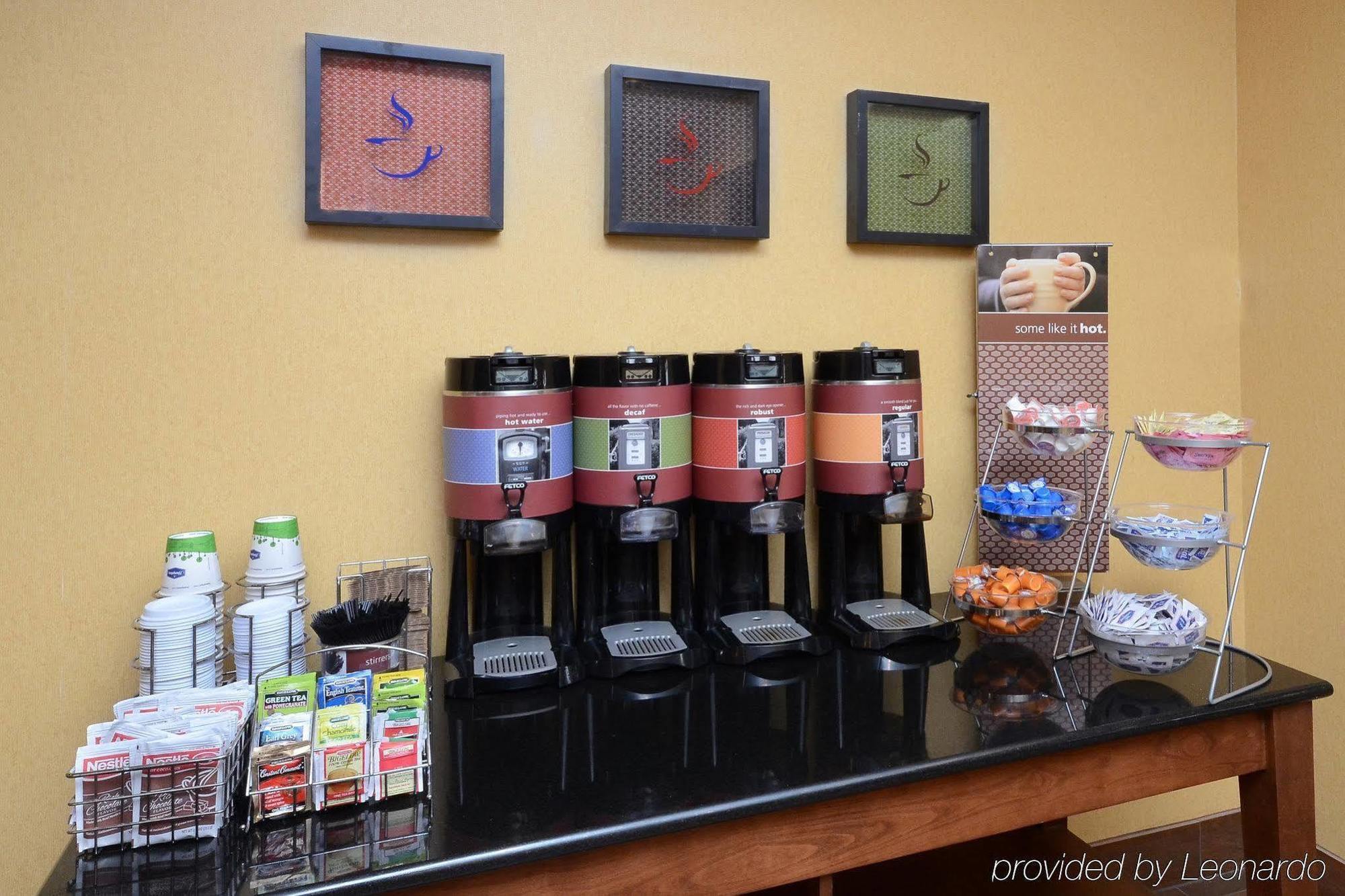 Hampton Inn Fayetteville Fort Bragg Exteriör bild